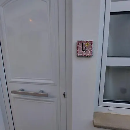 Magdalene's House 拉纳卡