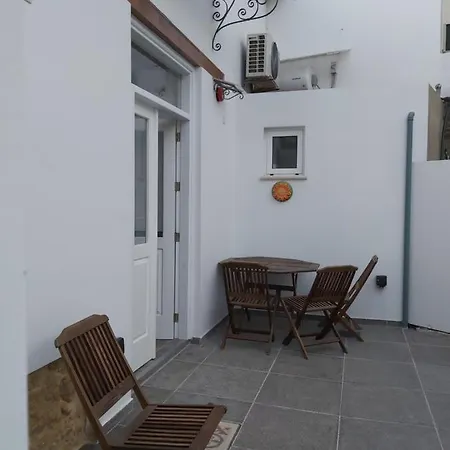 Magdalene's House אורחן 2*