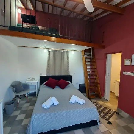 Magdalene's House لارنكا