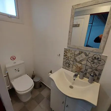 Magdalene's House אורחן לרנקה