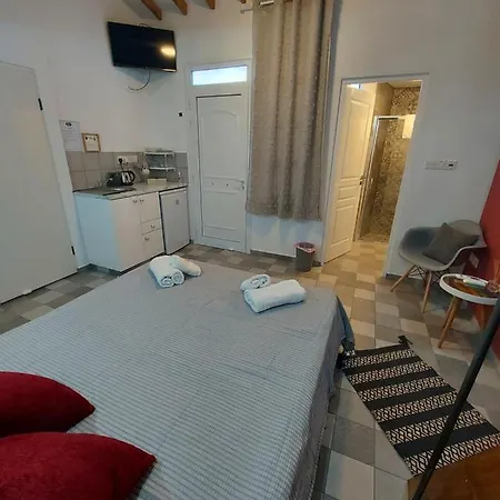 Magdalene's House אורחן 2*
