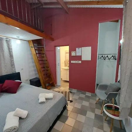 אורחן Magdalene's House