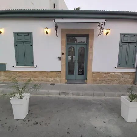 Magdalene's House لارنكا