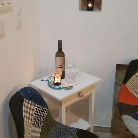 بيت ريفي Magdalene's House لارنكا